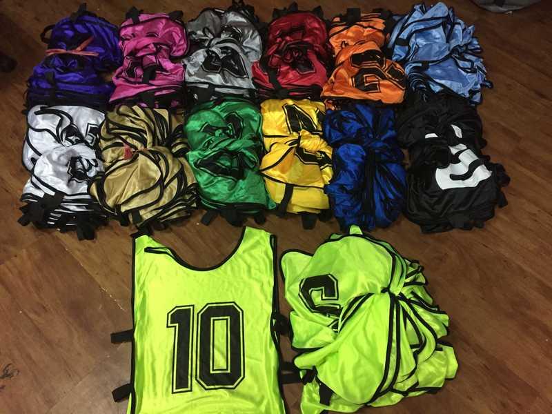 14色號碼衣出租